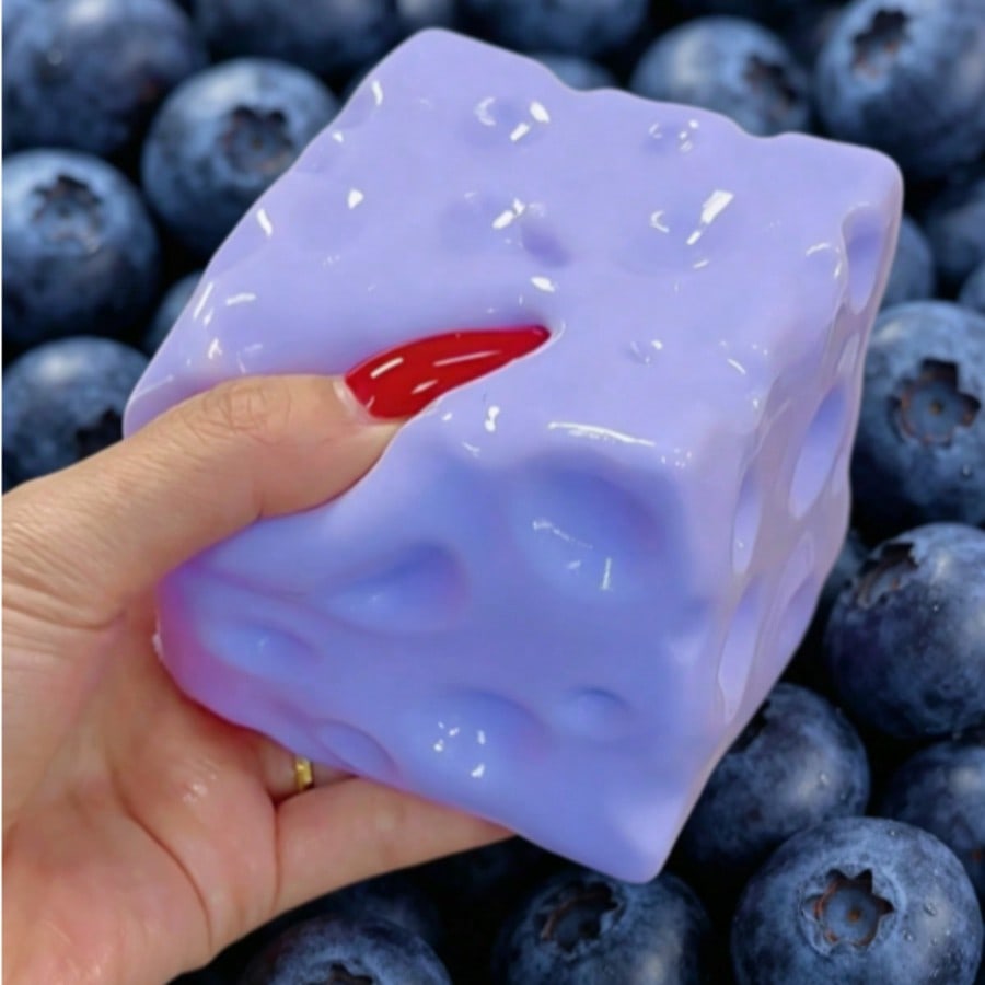Party Games Spy - New Blueberry Cheese Cake Squishy Toy
