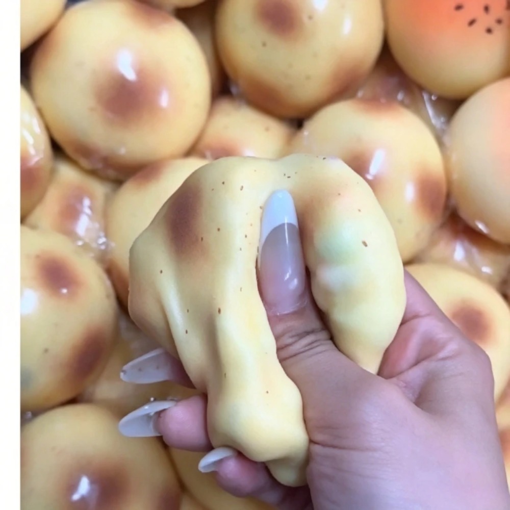 Fried Potato Shaped Squishy To - Party Games Spy recension och pris
